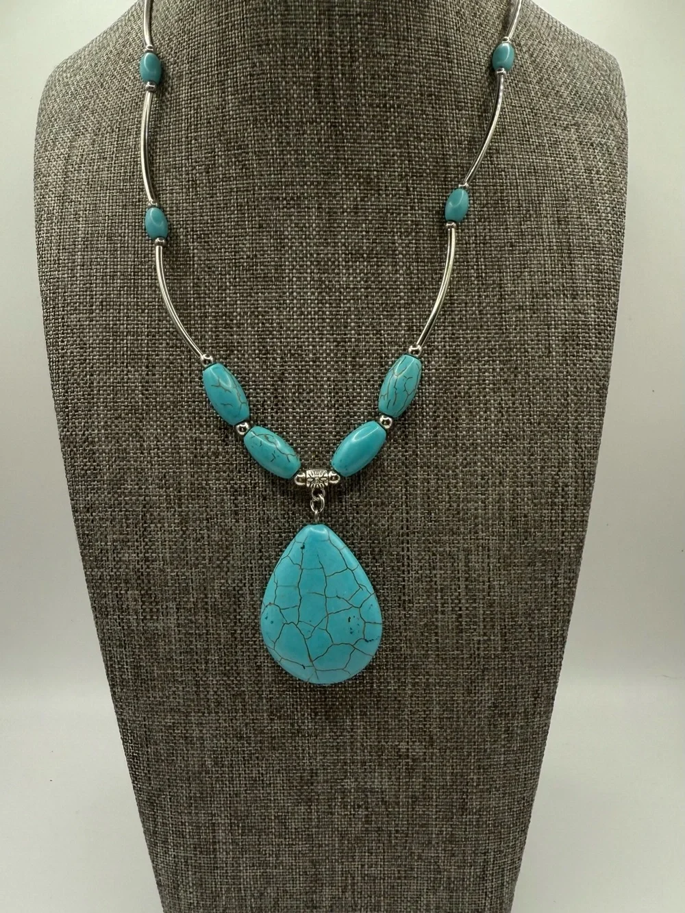 Turquoise Tone Teardrop Pendant Necklace - Women Jewelry - Retired